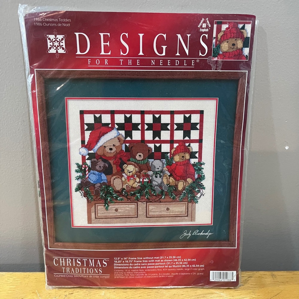 Vtg 1986 Designs for the Needle Christmas Teddies Cross Stitch Kit Blankenship